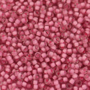 Perles de rocailles Miyuki 11/0 Semi frosted light raspberry lined crystal 11-1931