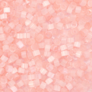 Perles Miyuki délicas 11/0 Silk satin salmon pink DB-825