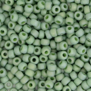 Perles de rocailles Miyuki 8/0 Opaque glazed frosted pistachio green 8-4698
