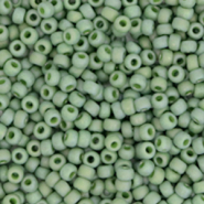 Perles de rocailles Miyuki 11/0 Opaque glazed frosted pistachio green 11-4698