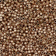 Perles Miyuki délicas 11/0 Duracoat galvanized champagne DB-2504