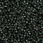 Perles Miyuki délicas 11/0 Duracoat galvanized black moss DB-2507