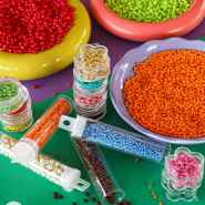 Nouveau Palette colorée de perles de rocaille en verre