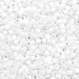 Perles Miyuki delicas 11/0 Opaque white DB-200