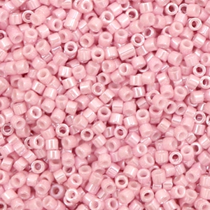 Perles Miyuki delicas 11/0 Opaque luster rosewater DB-1907