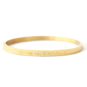Bracelets en acier inox "YOU ARE ONE IN A MILLION" dor&eacute;