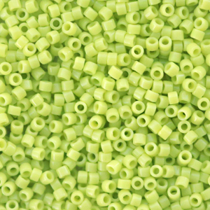 Perles Miyuki delicas 11/0 Opaque chartreuse green DB-733