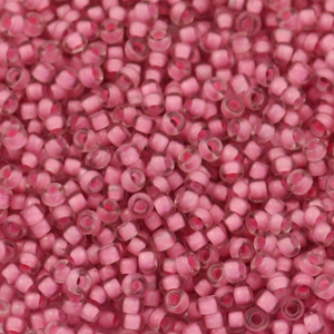 Perles de rocailles Miyuki 11/0 Semi frosted light raspberry lined crystal 11-1931