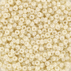 Perles de rocailles Miyuki 11/0 Ceylon cream beige 11-594