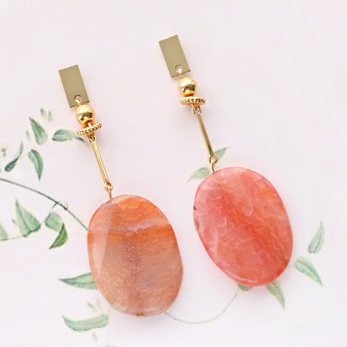 Fabriquez des bijoux statement avec des pierres semi-pr&eacute;cieuses