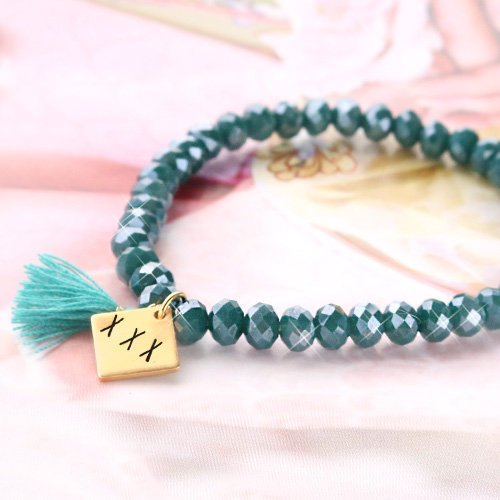 Ces bracelets sont faciles &agrave; faire avec les nouveaux bracelets perles &agrave; facettes