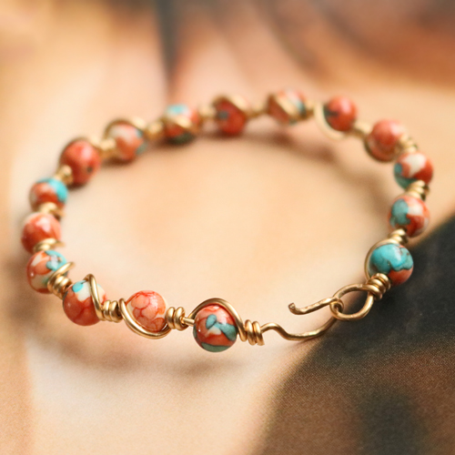 Ces bijoux exclusifs sont confectionn&eacute;s avec des perles en pierre naturelle jade et de l&rsquo;Artistic Wire :