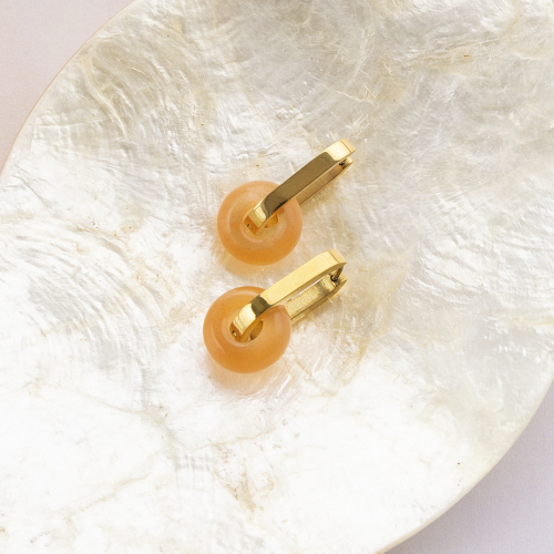 Cr&eacute;er des boucles d'oreilles et des breloques &eacute;l&eacute;gantes avec des perles rondes en pierre naturelle