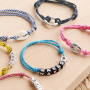 Voici comment confectionner des bracelets branch&eacute;s en cordelette style marin :