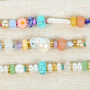Comment incorporer des perles de pierre naturelle dans des bracelets tendance ?