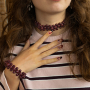 Cr&eacute;er des colliers et des bracelets avec des perles en acrylique et des planches
