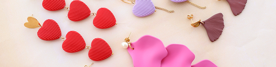 Vient d'arriver! Nouvelle s&eacute;rie de breloques en acrylique