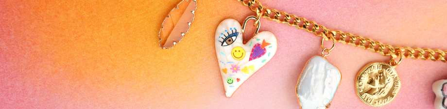 Toute nouvelle s&eacute;rie de breloques en m&eacute;tal avec &eacute;mail